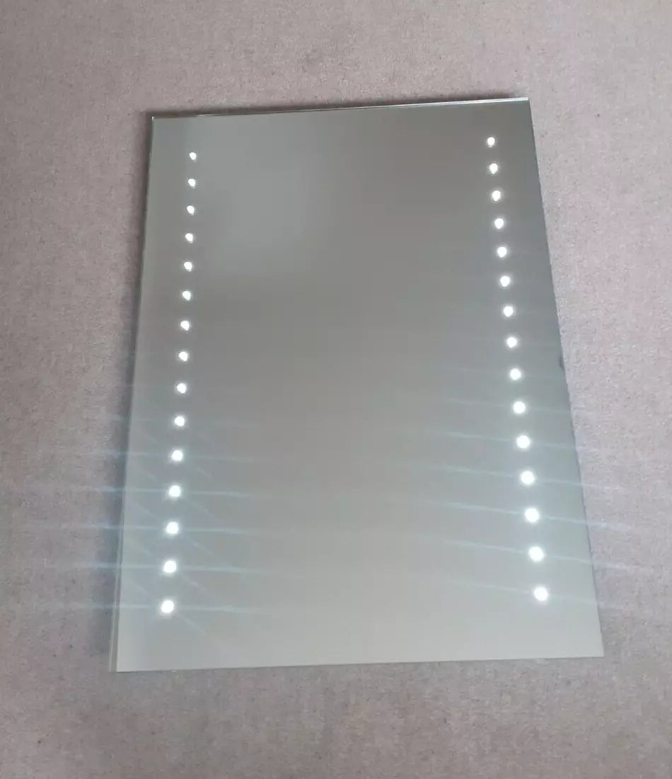 Battery Mirror LED Mirror with Press Switch (700 x 500mm)