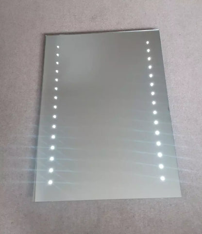 Battery Mirror  LED Mirror with Pull Switch (700 x 500mm)